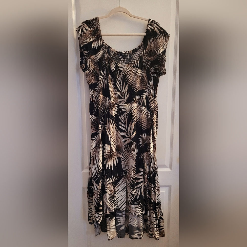torrid Black Maxi Dress with Taupe Leaf Print Off-Shoulder - Picture 3 of 8